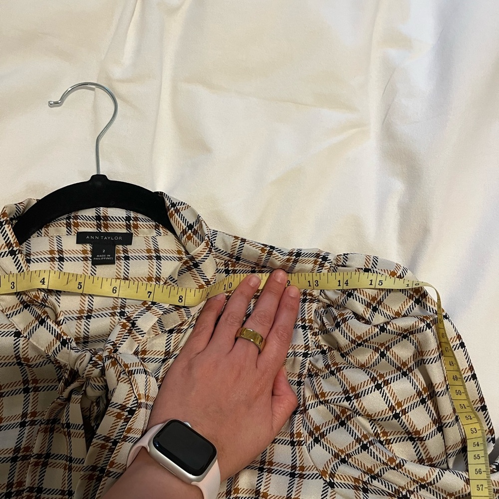 Ann Taylor Checkered Bow Blouse size 2 - Picture 7 of 10